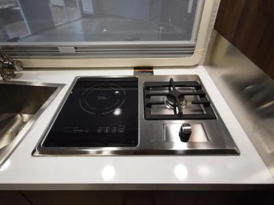 2023 Winnebago VIEW - Photo 9