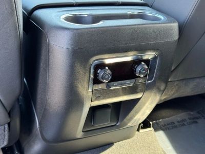 2025 Chevrolet Suburban - Photo 37
