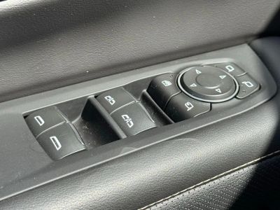 2025 Chevrolet Suburban - Photo 19
