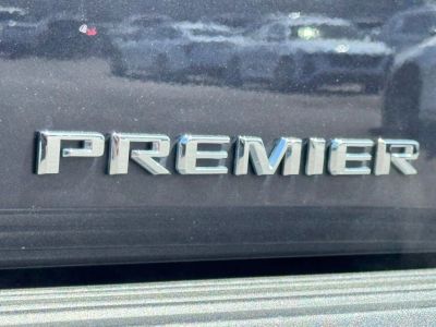 2025 Chevrolet Suburban - Photo 10