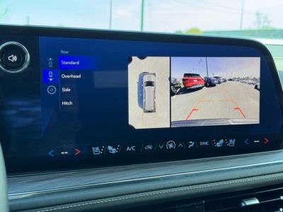 2025 Chevrolet Suburban - Photo 33