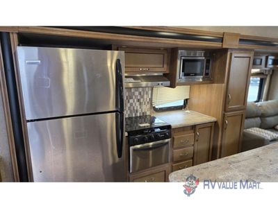 2019 Coachmen RV Catalina Destination Series - Photo 6