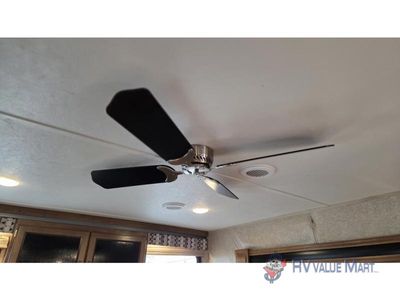 2019 Coachmen RV Catalina Destination Series - Photo 10