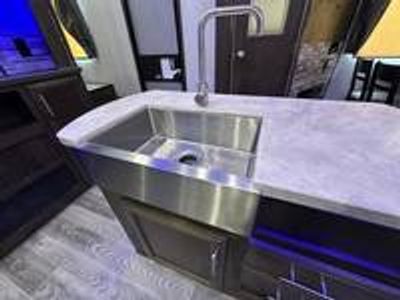 2019 Forest River Arctic Wolf 285DRL4 - Photo 15