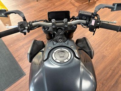 2023 Honda CB650R — photo 17 view