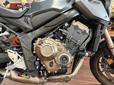 2023 Honda CB650R — photo 16 view