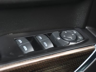 2020 Chevrolet Silverado 1500 - Photo 10