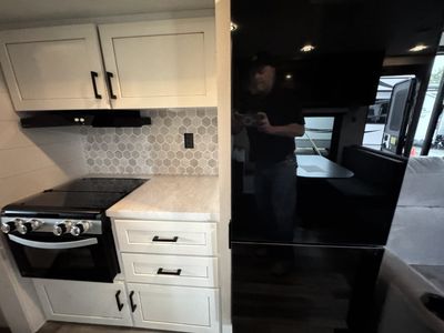 2025 Jayco JAY FLIGHT - Photo 13