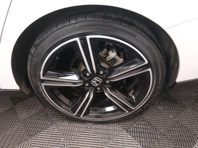 2023 Honda Accord Hybrid — photo 10 view