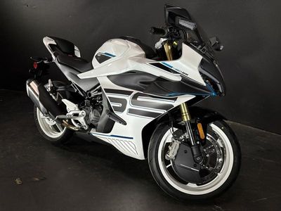 2026 CFMOTO 450SS - Photo 1