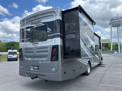 2021 Fleetwood Bounder - Photo 5