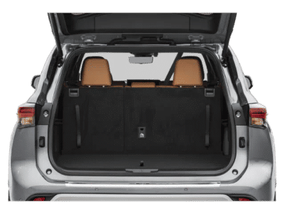 2026 Toyota Highlander — photo 8 view