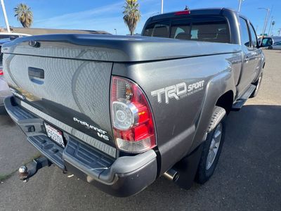 2015 Toyota Tacoma - Photo 2