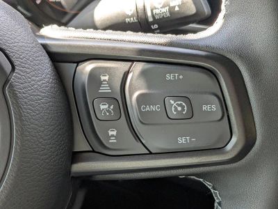2026 Jeep Gladiator — photo 26 view
