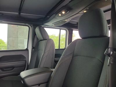 2026 Jeep Wrangler — photo 18 view