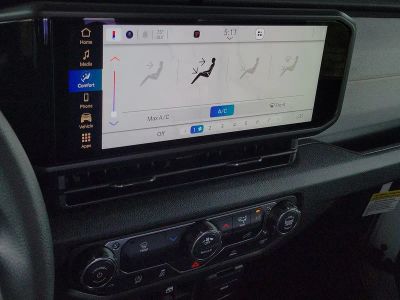 2026 Jeep Wrangler — photo 29 view