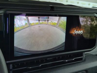 2026 Jeep Wrangler — photo 28 view
