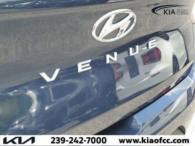 2023 Hyundai Venue — photo 8 view