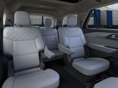 2026 Ford Explorer - Photo 18