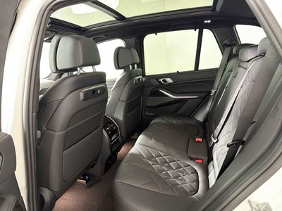2026 BMW X5 xDrive40i — photo 18 view
