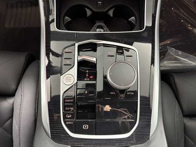 2026 BMW X5 xDrive40i — photo 16 view
