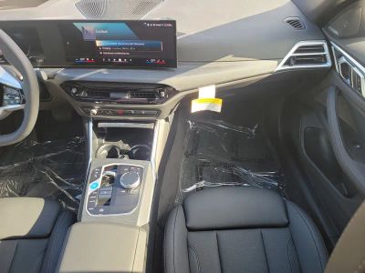 2026 BMW i4 — photo 17 view