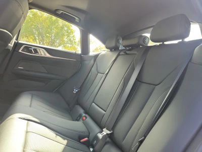 2026 BMW i4 — photo 11 view