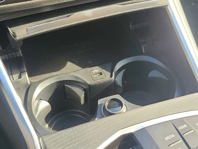 2026 BMW i4 — photo 33 view