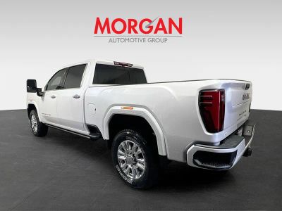 2024 GMC Sierra 3500HD — detail view