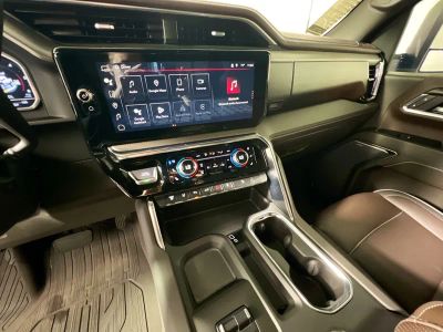 2024 GMC Sierra 3500HD — photo 22 view
