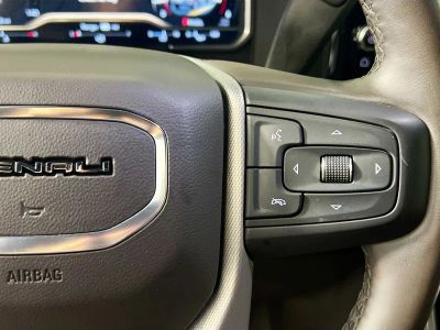 2024 GMC Sierra 3500HD — photo 17 view