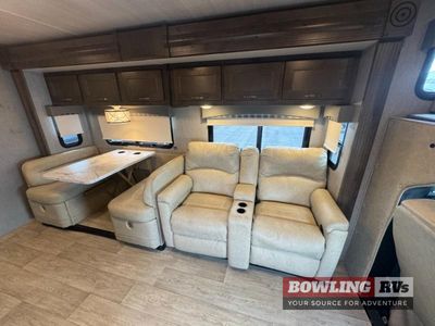 2023 Wraith 32W - Photo 21