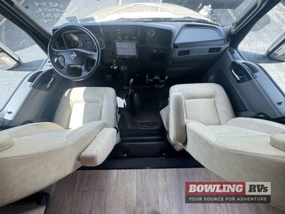 2023 Wraith 32W - Photo 10