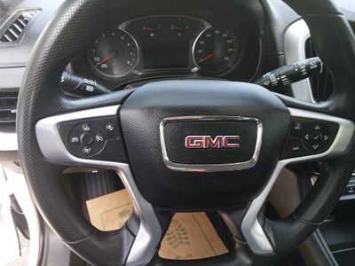 2024 GMC Terrain — photo 12 view