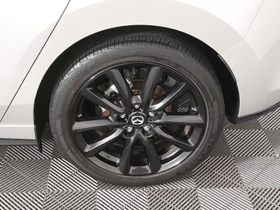 2024 Mazda Mazda3 Hatchback - Photo 10