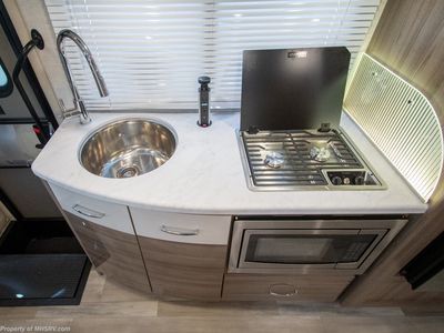 2026 Thor Motor Coach Tiburon - Photo 15