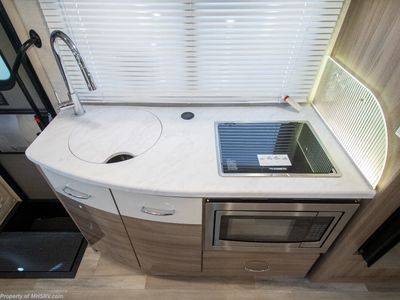 2026 Thor Motor Coach Tiburon - Photo 14