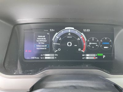 2024 Toyota Tundra 4WD — photo 10 view