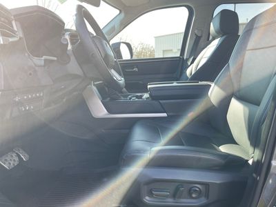 2024 Toyota Tundra 4WD — photo 9 view