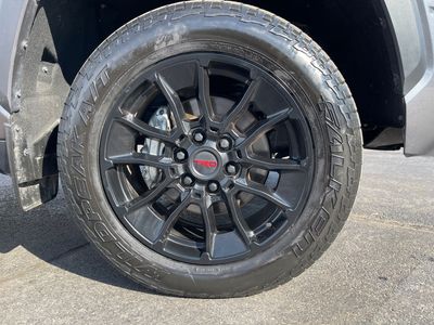 2024 Toyota Tundra 4WD — photo 16 view