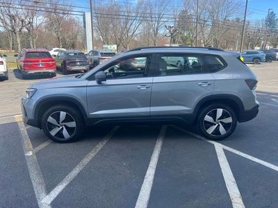 2025 Volkswagen Taos S - Photo 8
