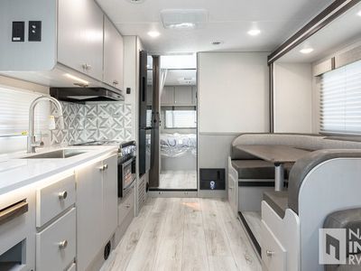 2026 Coachmen Freelander - Photo 10