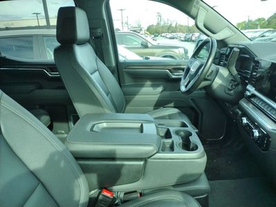2025 GMC Sierra 1500 - Photo 3