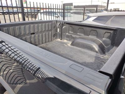 2025 GMC Sierra 1500 - Photo 5