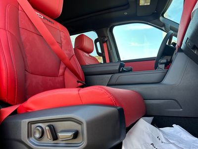 2026 Toyota Tundra i-FORCE MAX - Photo 33