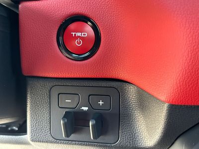 2026 Toyota Tundra i-FORCE MAX - Photo 25