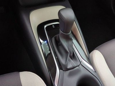 2025 Toyota Corolla - Photo 13