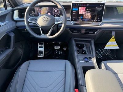 2026 Volkswagen Tiguan — photo 10 view