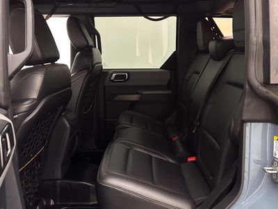 2021 Ford Bronco - Photo 18