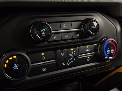 2021 Ford Bronco - Photo 12